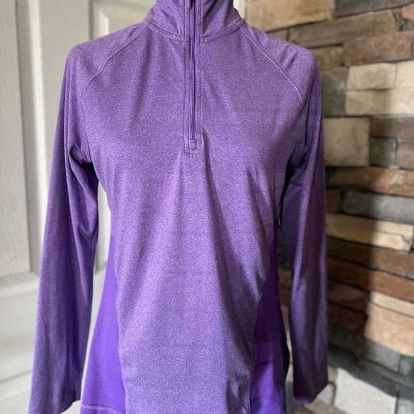 New without tag Champion women jacket size M (17) - Picture 5 of 9